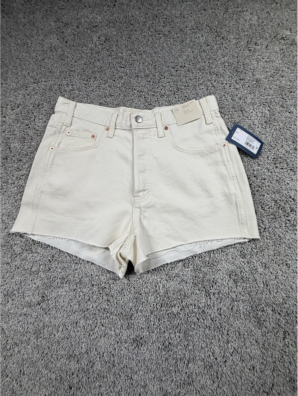 NWT Universal Thread Jean Shorts Women's 10 Ivory Ecru Denim High-Rise